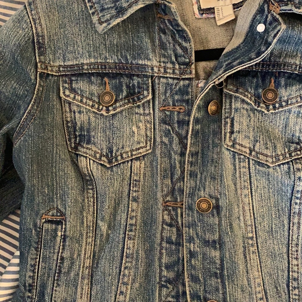 Jean Jacket - Picture 5 of 6